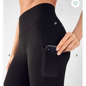 Fabletics Mila High Waisted Pocket Legging